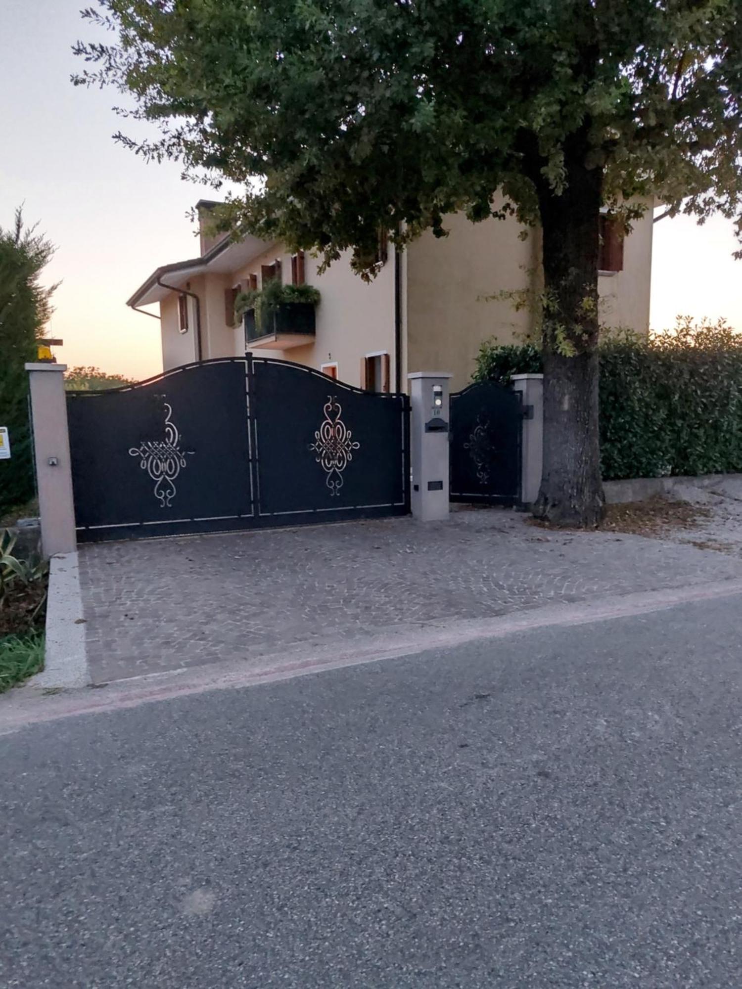 La Casa Di M : D M. * Breda di Piave